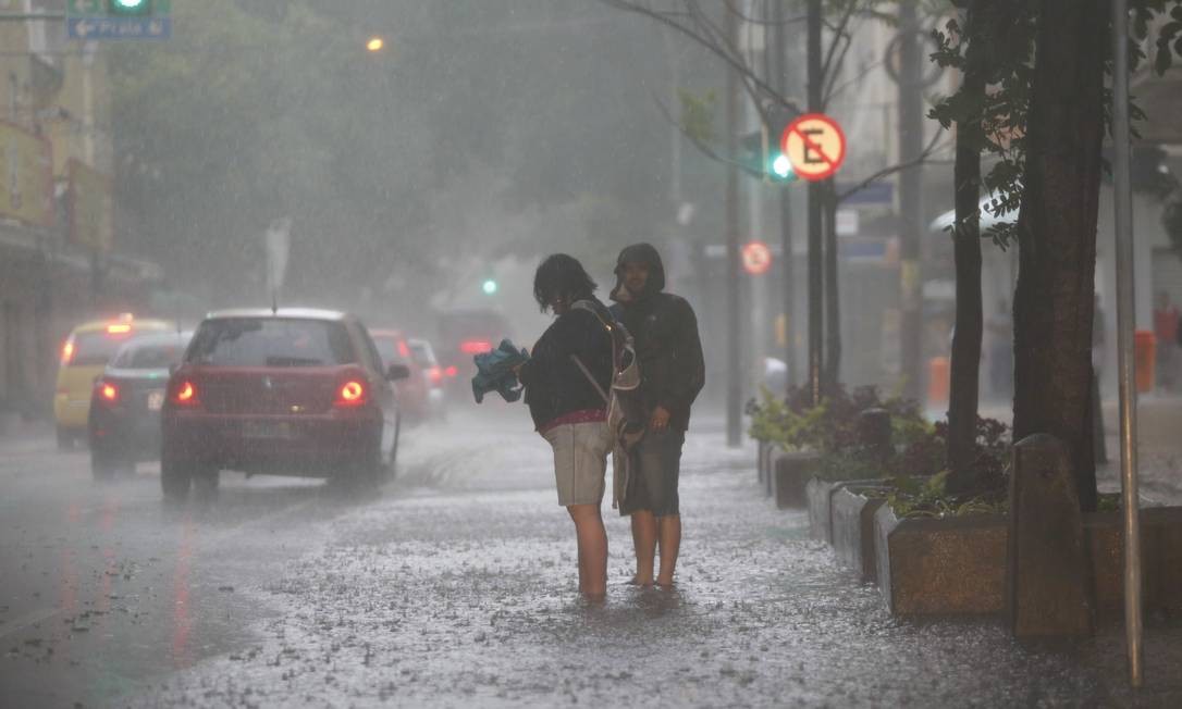 Chuva Forte Provoca Transtornos No Rio Jornal O Globo