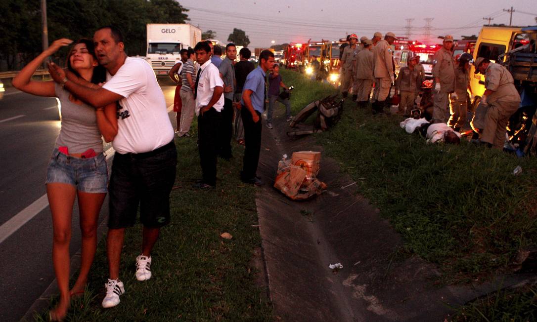 Motorista De Carreta Envolvido Em Acidente Na Dutra N O Tinha