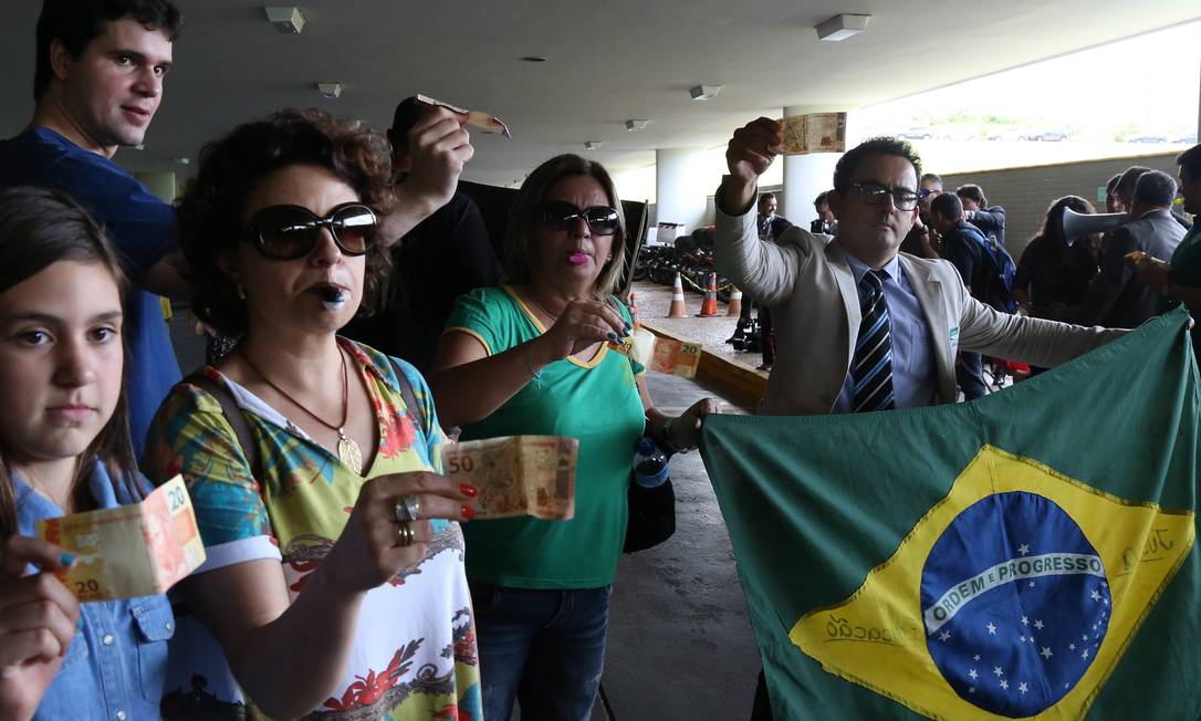 Barrados no Congresso manifestantes dizem que mobilização foi