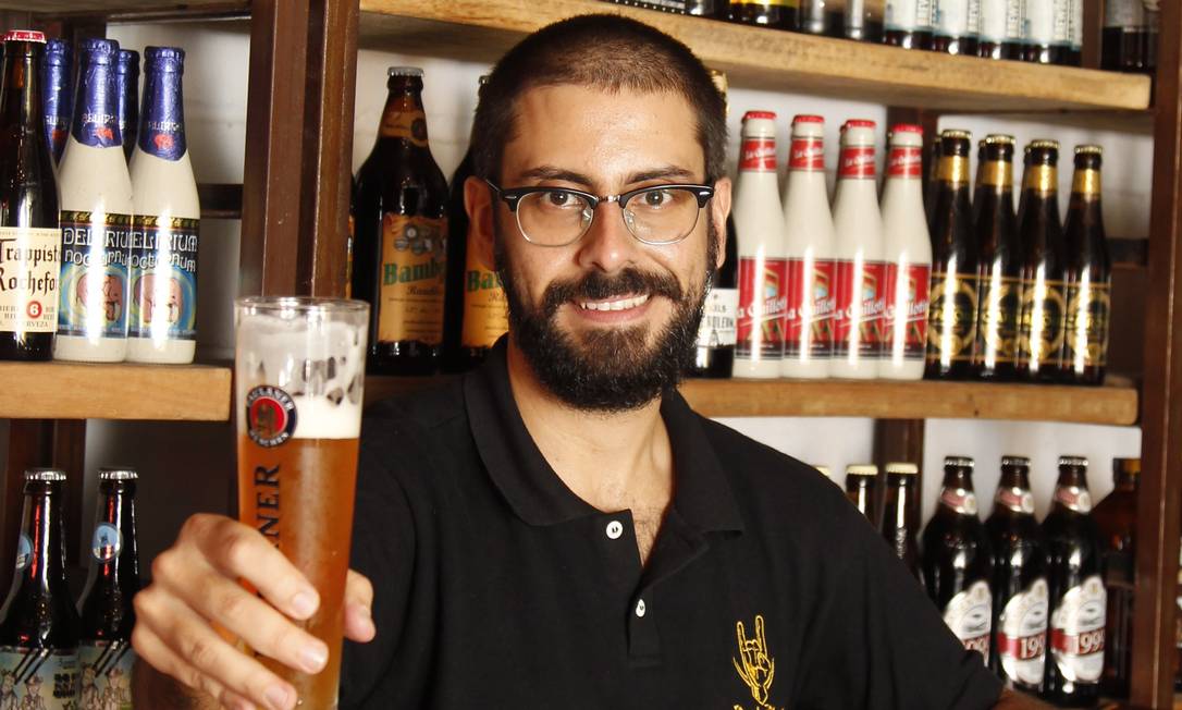 Sommelier de cerveja niteroiense bate 149 competidores e é eleito o