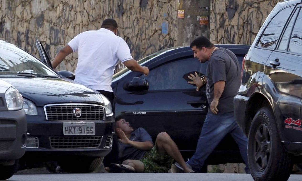 Homem é agredido depois de cometer assalto em Olaria Jornal O Globo