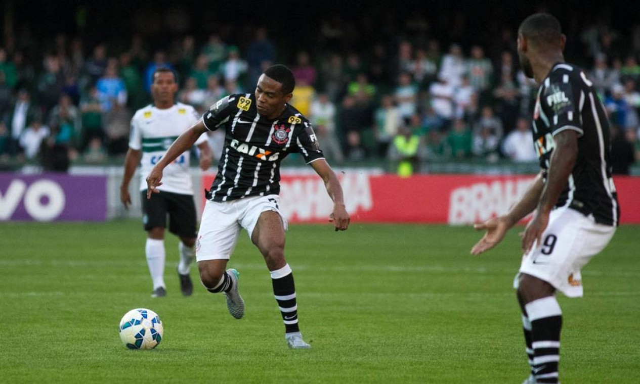 Corinthians Leva Gol Nos Acr Scimos E V Atl Tico Mineiro Se Isolar Na