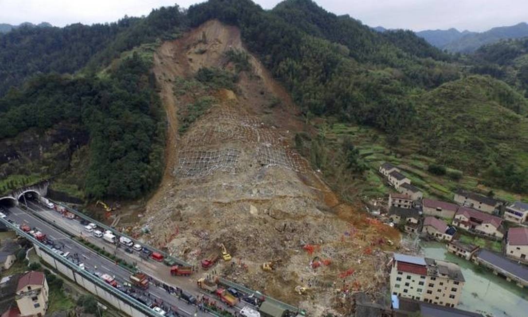 Deslizamento De Terra No Leste Da China Deixa Mortos Jornal O Globo