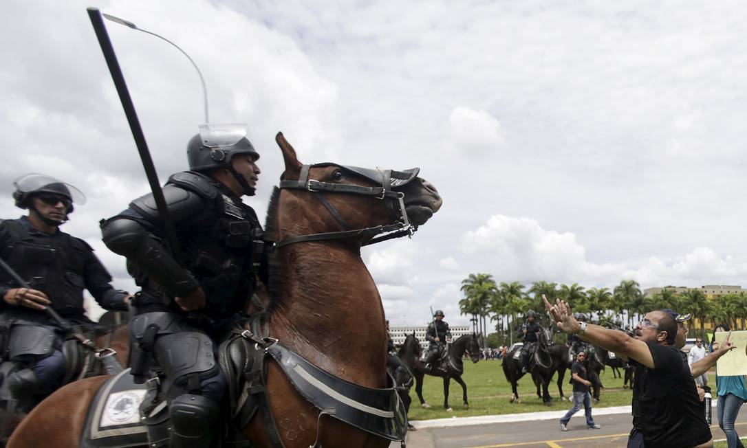 Protestos Pr E Contra Governo Ocorrem No Df E Em Estados Jornal O