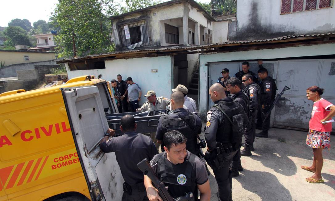 Polícia também investiga violência sexual em chacina na Baixada