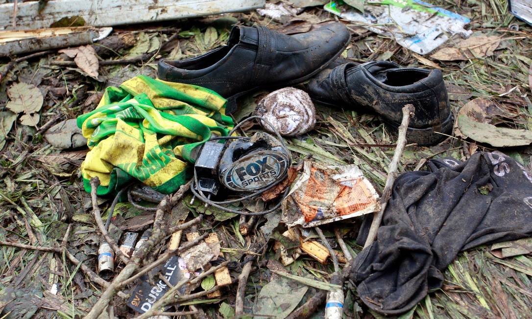 Novas Fotos Mostram Detalhes Do Local Da Queda Do Avi O Da Chapecoense