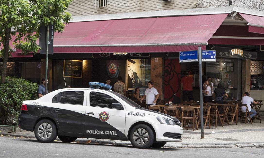 C Meras Flagram Bando Que Fez Arrast O Em Bares Do Flamengo Jornal O