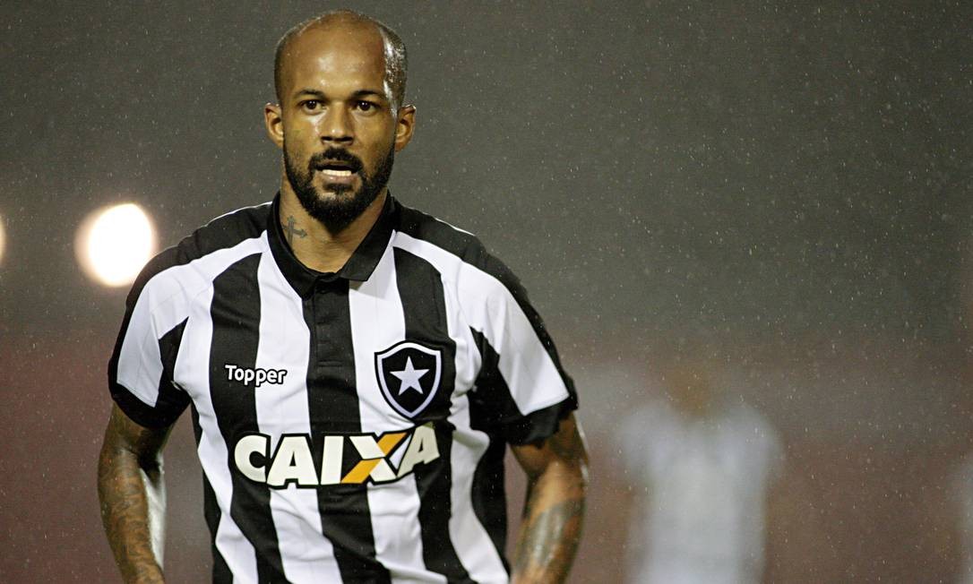 O Volante Artilheiro Bruno Silva Faz A Diferen A No Botafogo Jornal O