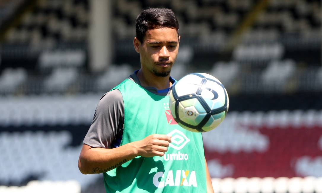 Yago Pikachu Evolui Adiantado E Pode Seguir No Time Titular Do Vasco