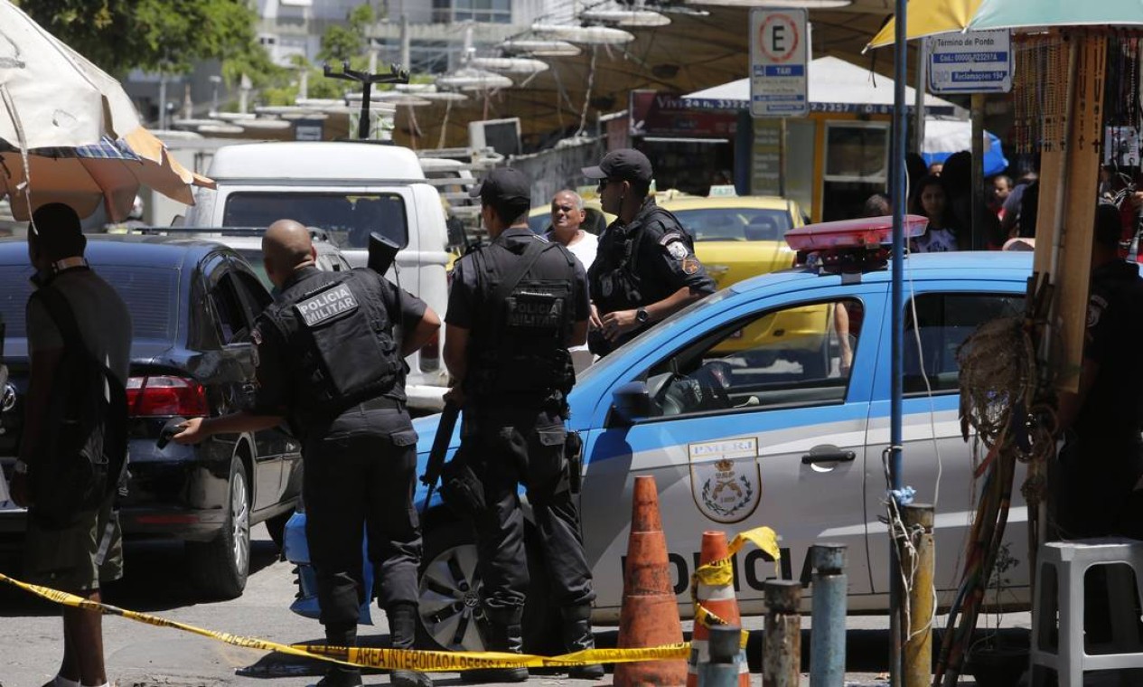 Morador Da Rocinha Atingido Por Bala Perdida Dentro De Casa Neste