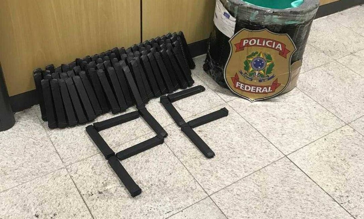 PF Prende Suspeitos Que Receberam No Rio Carregadores De Pistola