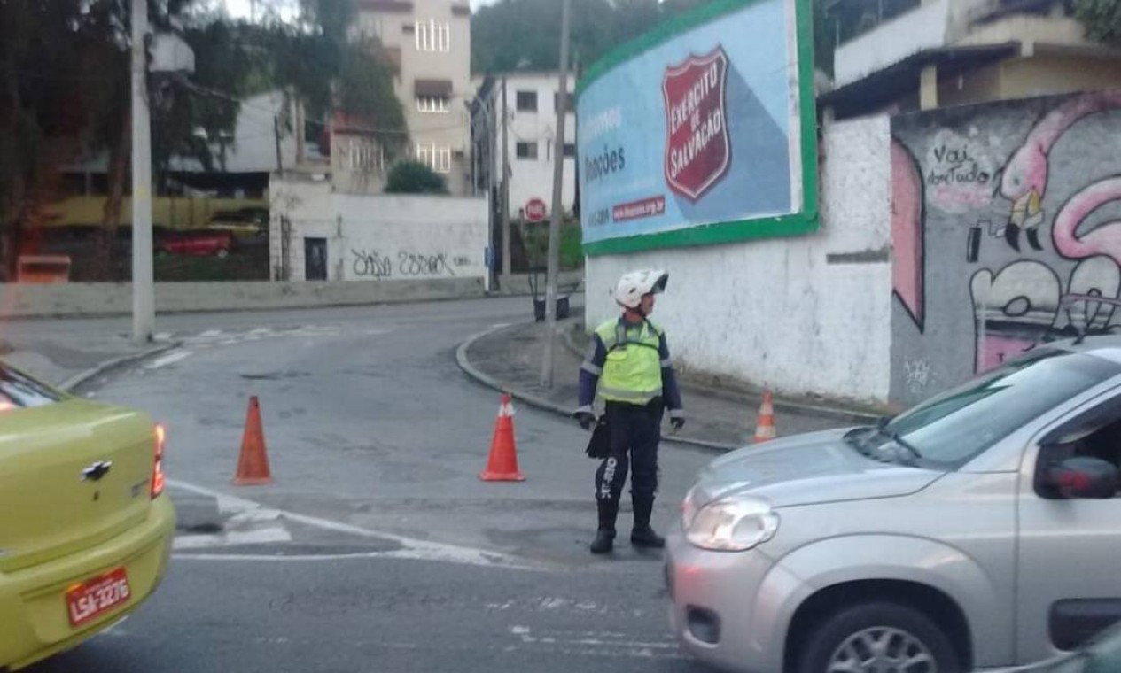 Autoestrada Graja Jacarepagu Liberada Nos Dois Sentidos Ap S Quase