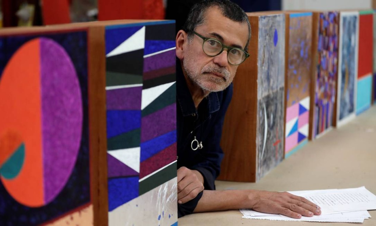 Pintor Gonçalo Ivo prepara a publicação de poemas inéditos do pai Lêdo