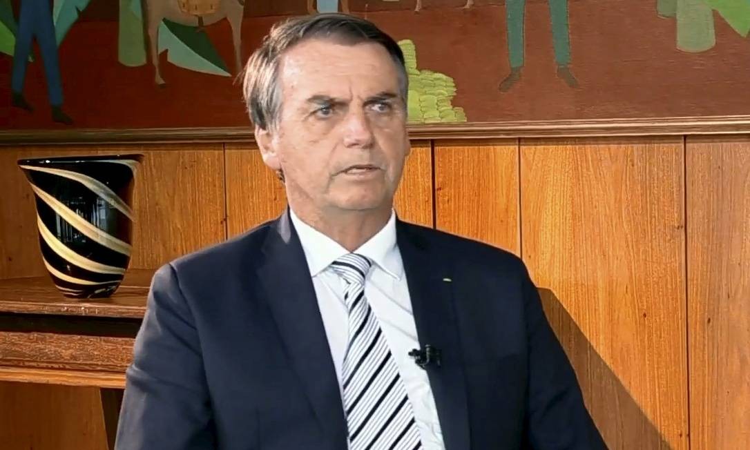 Previdência Bolsonaro propõe idade mínima de 62 anos para homens e 57