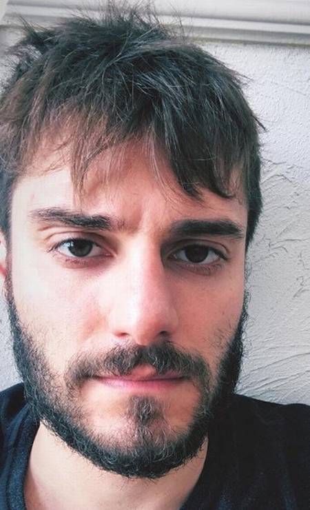 Hugo Bonemer Perde Seguidores Depois De Post Beijando O Namorado