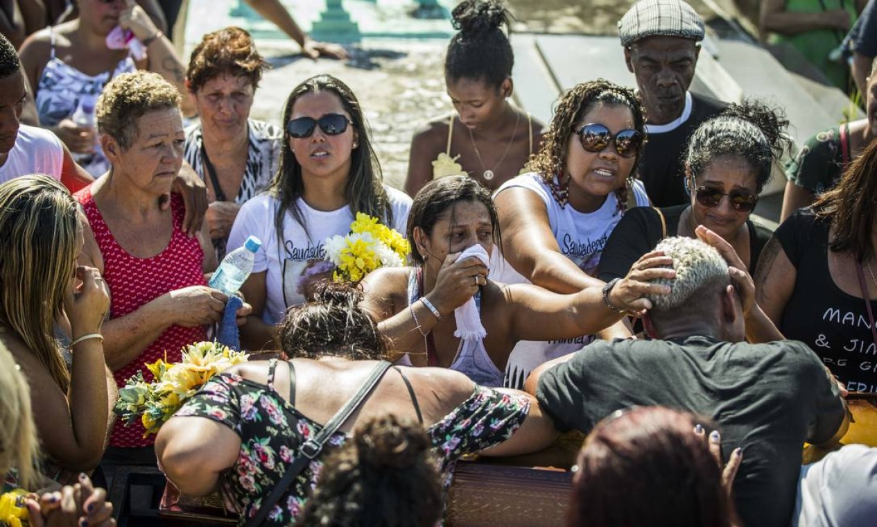 Relatório de CPI da Alerj sobre feminicídio aponta falhas no