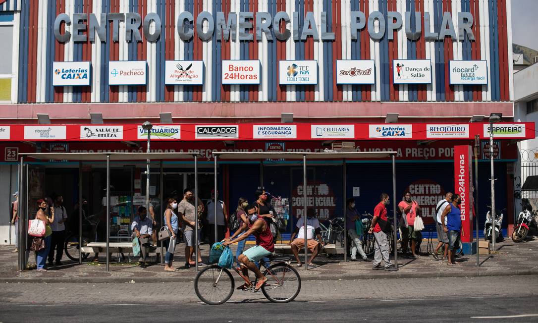 Crivella anuncia lockdown parcial fechamento do calçadão de Campo