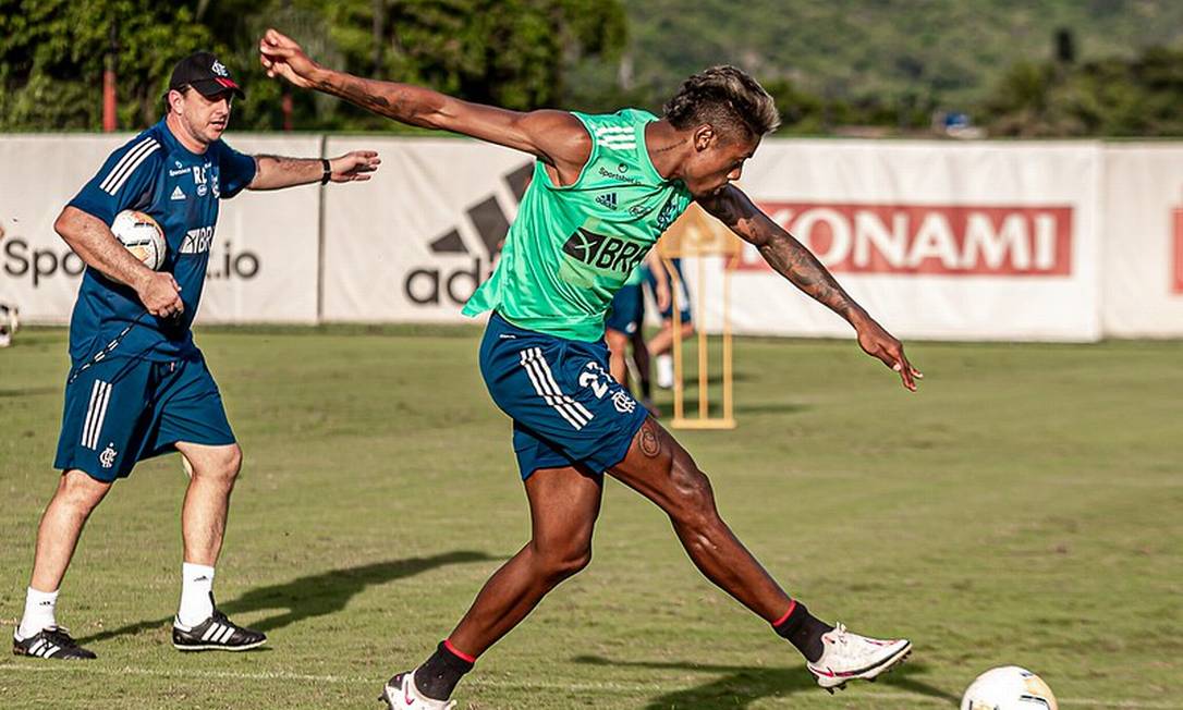 Flamengo Aposta Em Evolu O F Sica E T Tica Ceni Por Vaga Na