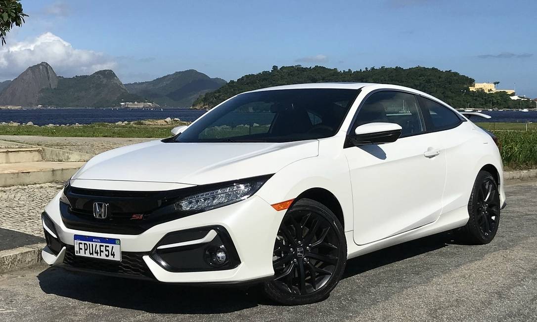 Honda Civic Si as delícias de guiar um cupê de duas portas câmbio