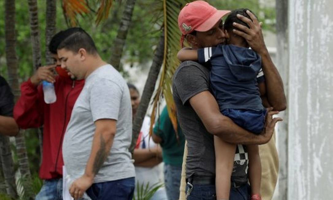 Menino De Anos Viu Irm O De Um Ano Ser Baleado E Morto Em Ataque Na