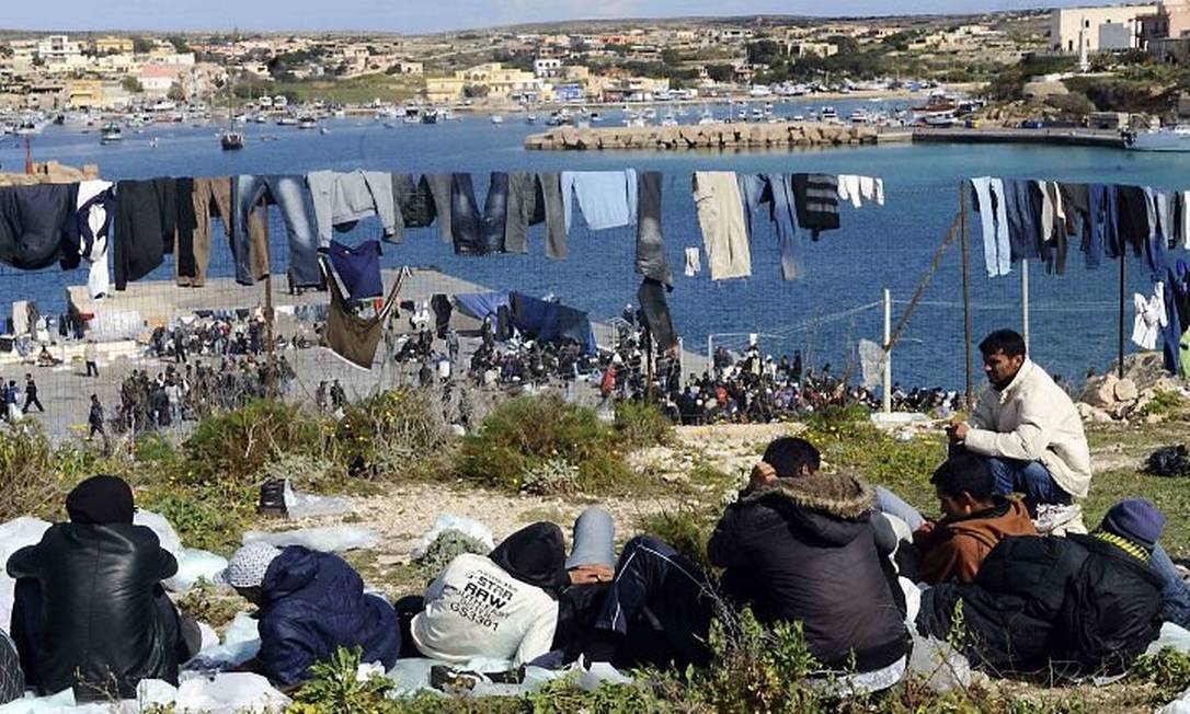 a crise na Líbia aumenta o número de imigrantes ilegais do norte