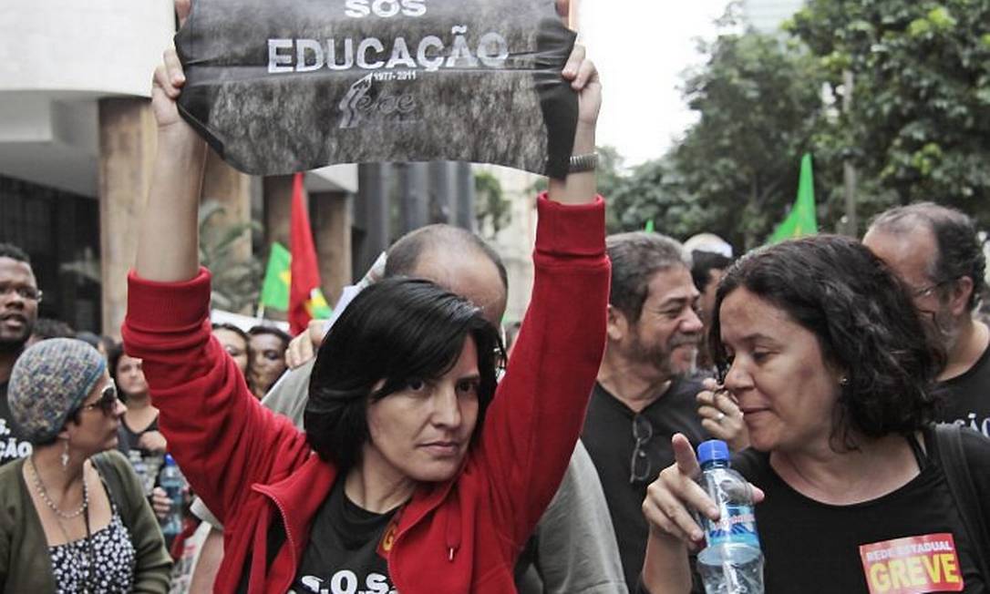 Professores Da Rede Estadual Do Rio Decidem Manter Greve Jornal O Globo