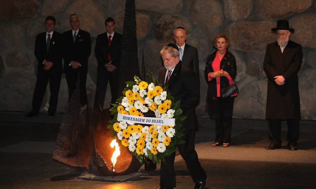 Em Visita Ao Museu Do Holocausto Em Israel Lula Recebe Recado Para