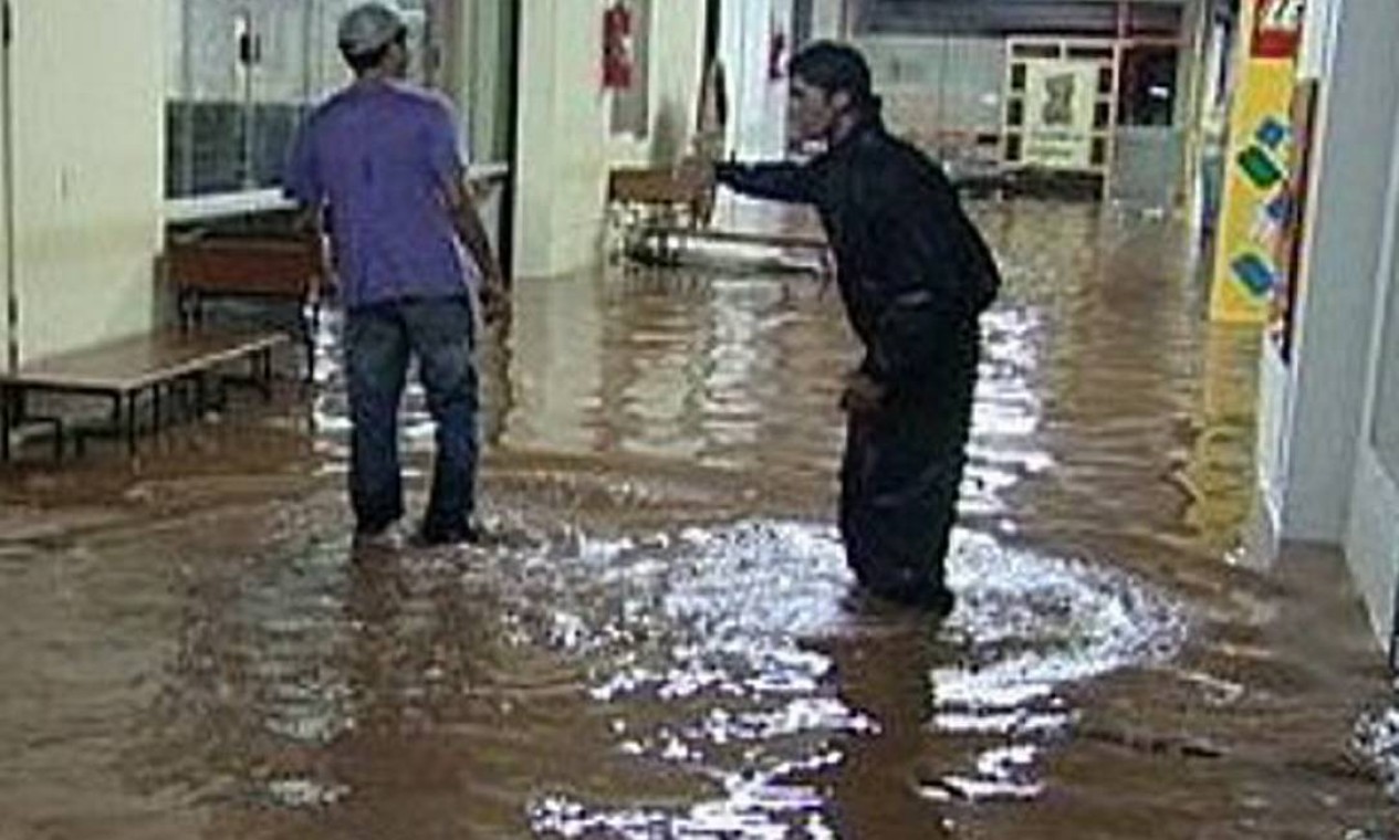 Terceiro Temporal No Ano Causa Preju Zo E Assusta A Popula O De