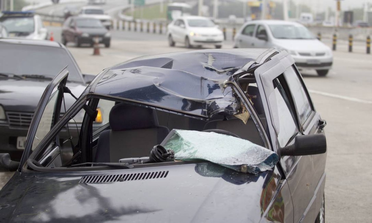 Motorista De Carro Que Perdeu Roda Na Ponte Ser Indiciado Por