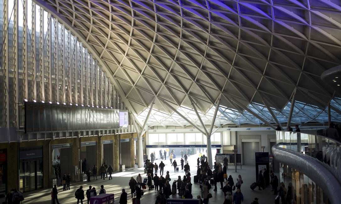 A estação de King's Cross, em Londres, foi reformada em 2012 Foto: ANDREW TESTA / The New York Times