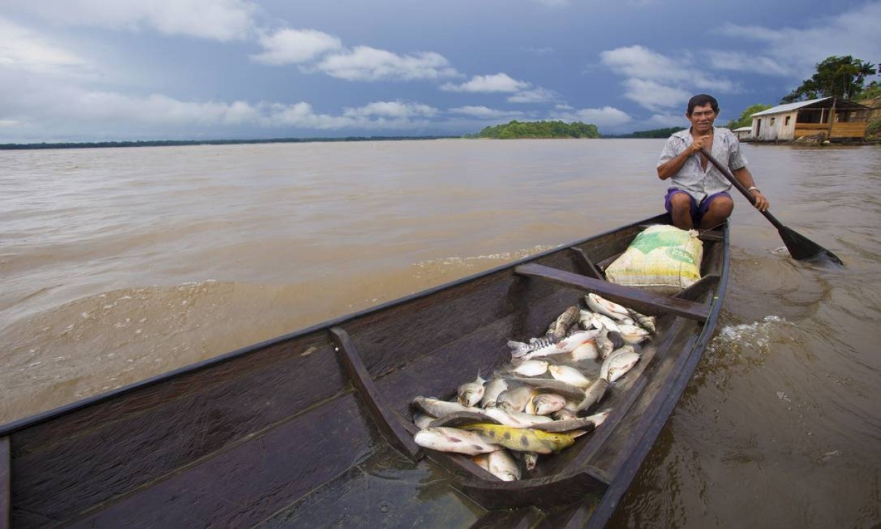 A pesca é a atividade de onde a maioria da população local tira o seu sustento Foto: Antonio Scorza / Agência O Globo