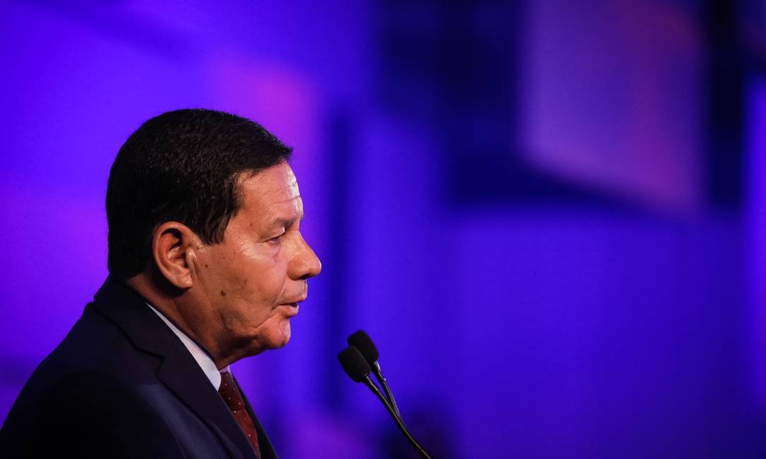 Mourão minimiza vetos: 'indígena se abastece dos rios', diz sobre garantia à água potável