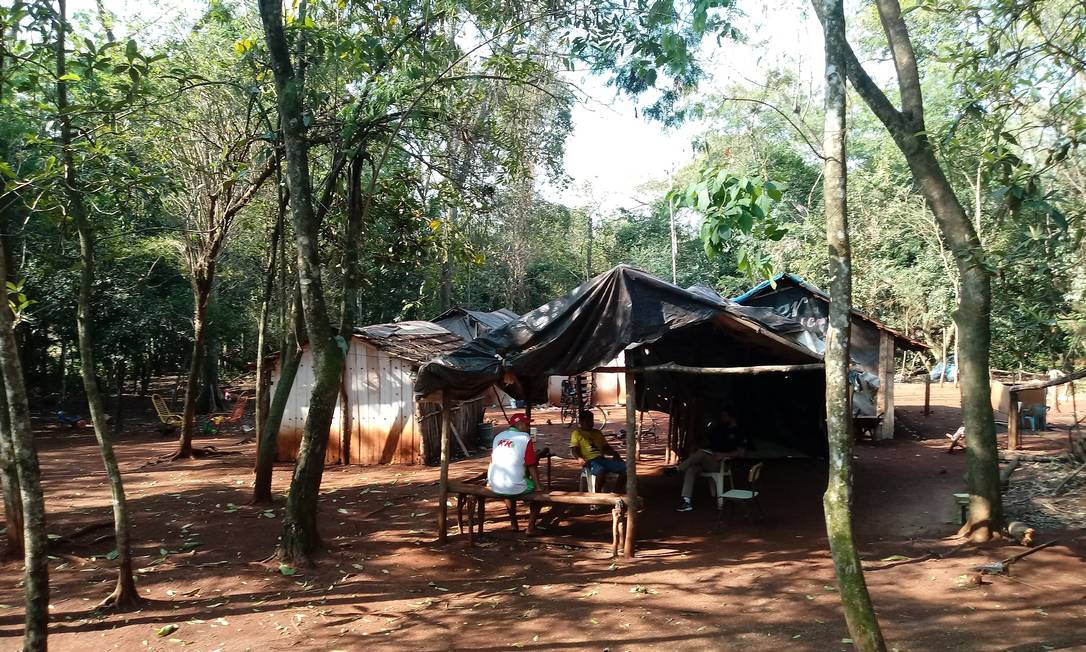 Aldeia Cyurva Guarani, em Santa Helena (PR): Lideranças locais promovem encontro com pajés e rezadores de outras aldeias para ajudar jovens indígenas. Foto: Divulgação/Ministerio Público Federal no Paraná