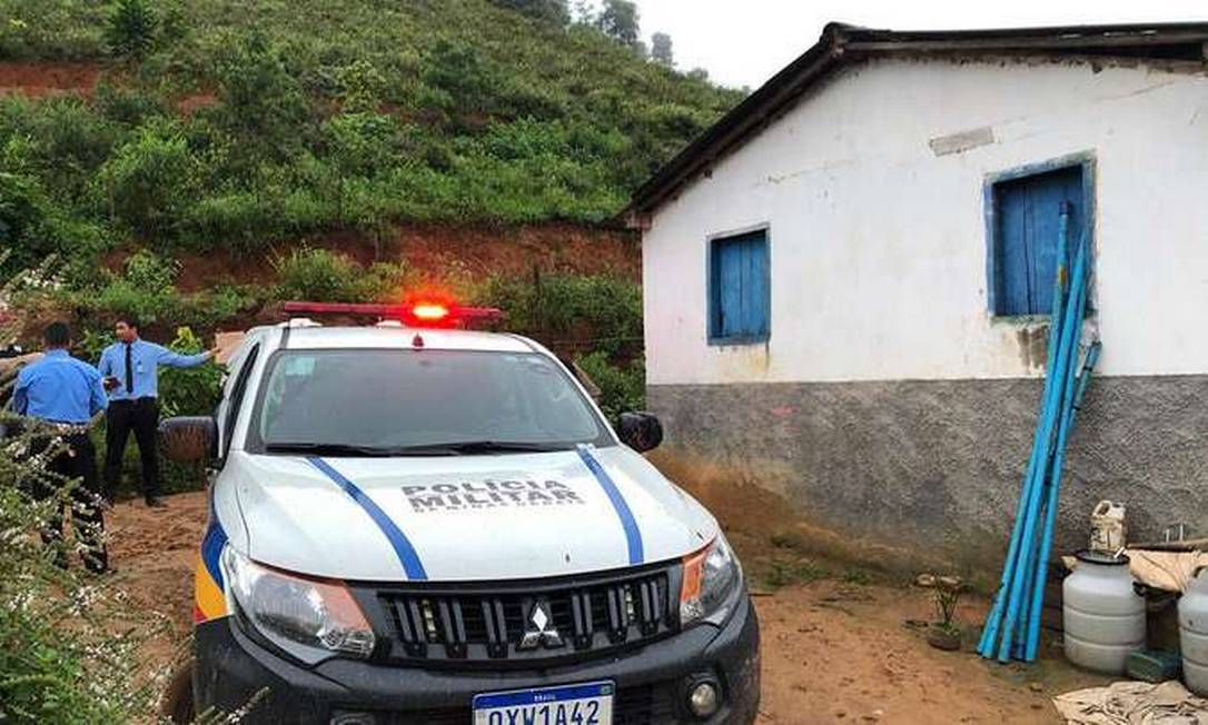 PM faz buscas na região para encontrar os autores do crime Foto: Divulgação/PMMG