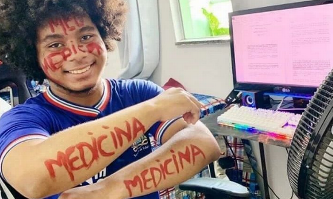 Austista de 16 anos é aprovado em medicina; família tem outros três casos no espectro Foto: Divulgação