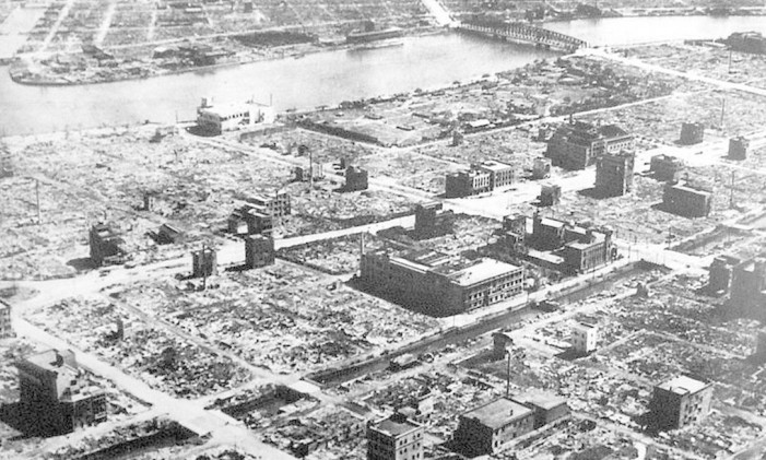 Área residencial de Tóquio destruída durante a Segunda Guerra Mundial Foto: Reprodução