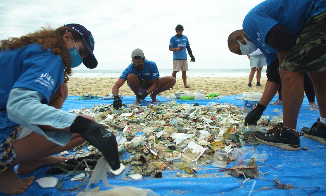 Expedição Voz dos Oceanos traz à tona o debate sobre descarte de resíduos e consumo consciente em prol da proteção e defesa da vida marinha Foto: Divulgação
