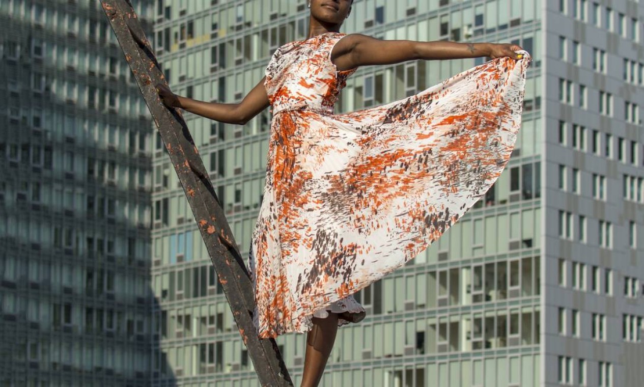 Em 2007, ela ganhou uma bolsa de estudos para o Dance Theatre of Harlem School, em Nova Iorque Foto: Divulgação