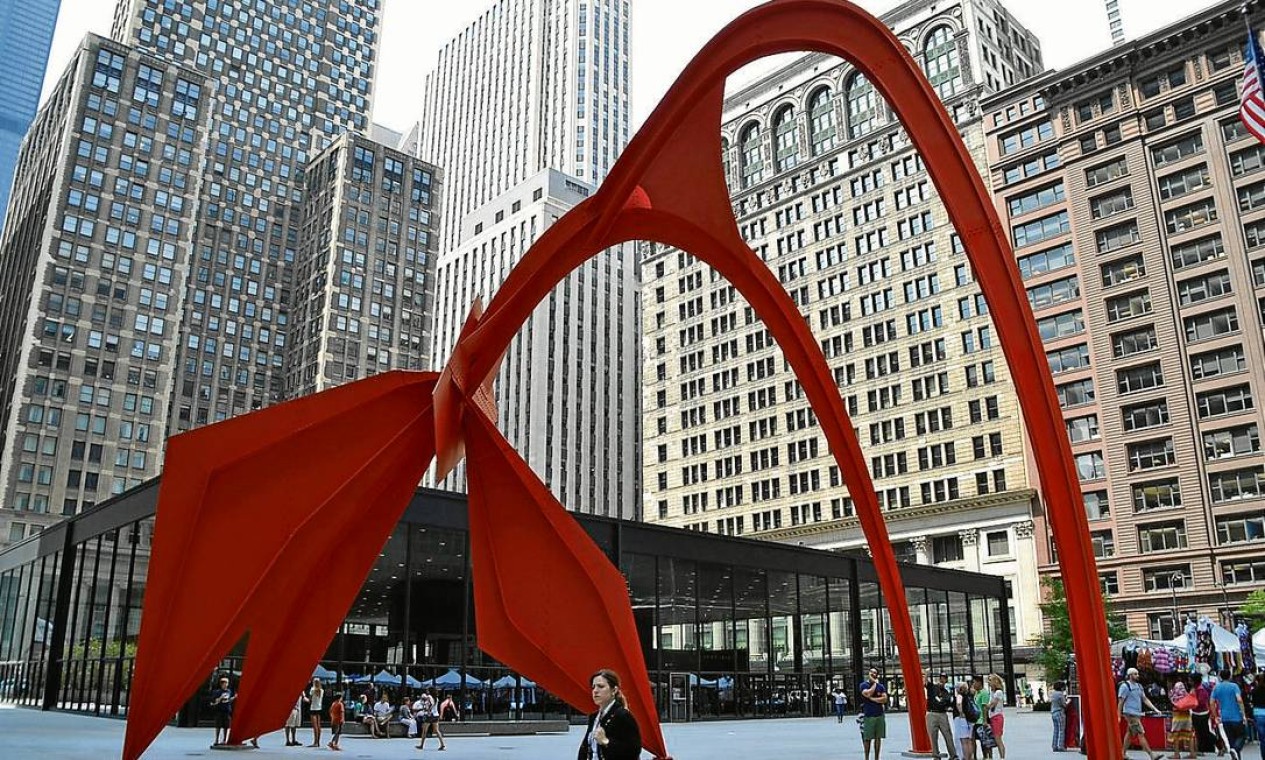 Flamingo. Obra de Alexander Calder, Arte no Loop, em Chicago Foto: Mari Campos