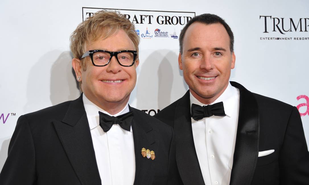 ‘Jesus seria a favor do casamento gay’, diz Elton John Jornal O Globo