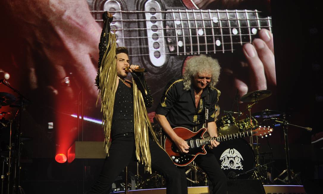 
O cantor Adam Lambert e o guitarrista Brian May
Foto: Divulgação 