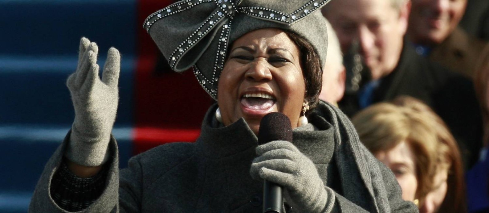 Aretha Franklin anuncia aposentadoria Jornal O