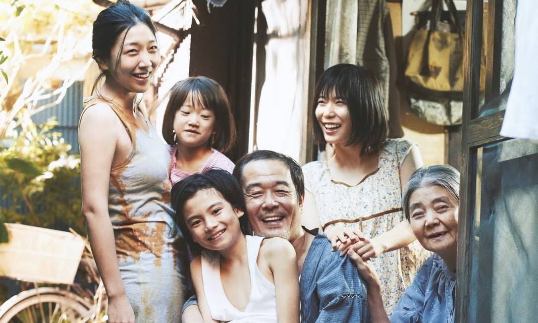 Em novo filme, Hirokazu Kore-eda retrata um Japao de dificuldades e ... photo