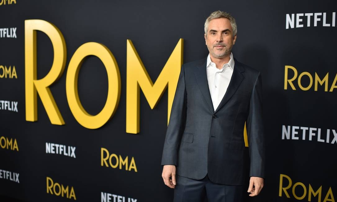 Alfonso Cuarón, diretor de 'Roma', foi um dos cineastas que criticaram a decisão de excluir quatro categorias da transmissão do Oscar Foto: ROBYN BECK / AFP