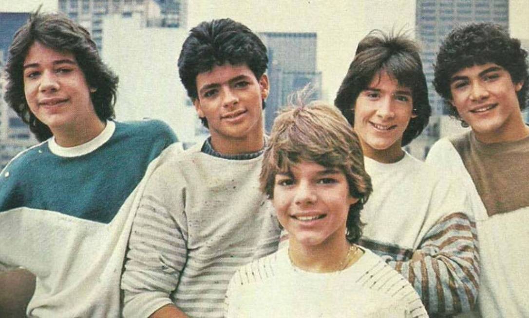 O grupo Menudo nos anos 1980: a partir da esquerda, Roy, Robby, Ray e Charlie; Ã  frente, Ricky Foto: DivulgaÃ§Ã£o