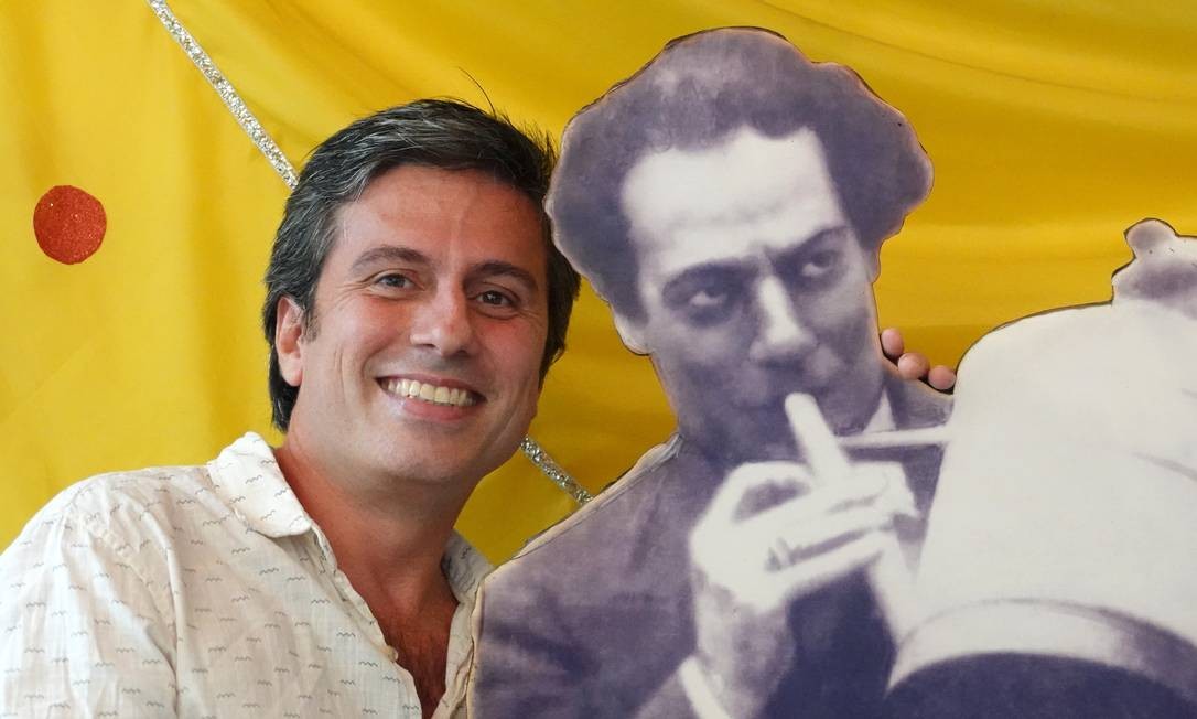 Rodrigo Alzuguir escreve a nova biografia do autor de 'Bachianas brasileiras' Foto: Marcelo Rodolfo / Divulgação