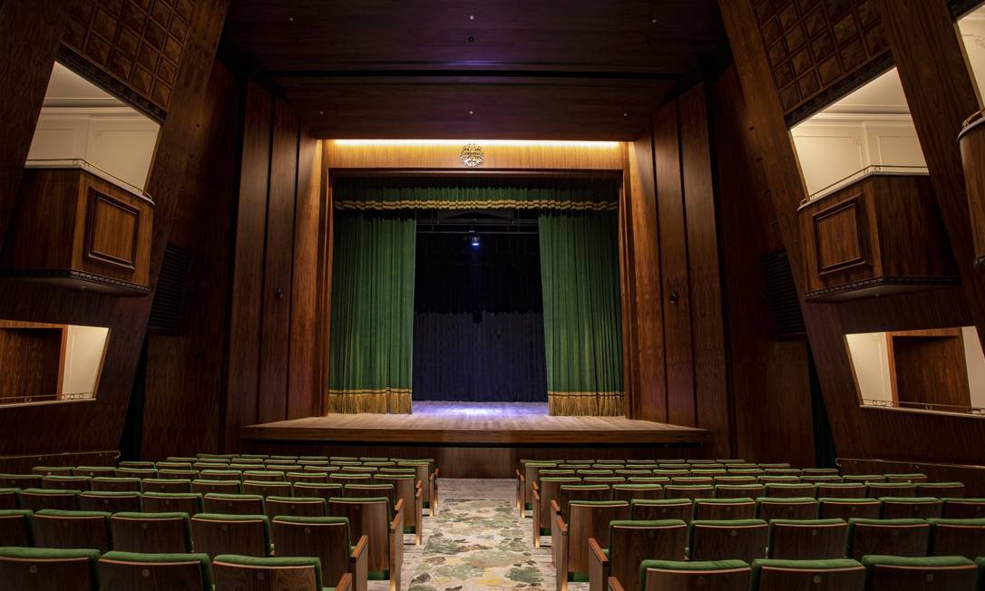 O interior do novo Teatro Copacabana Palace: endereço foi reformado e será reaberto ao público em novembro de 2021 Foto: Ana Branco / Agência O Globo