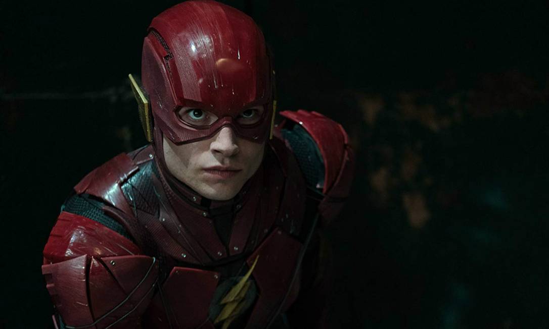O super-herói Flash, interpretado pelo ator Ezra Miller, no filme 'Liga da Justiça' (2017) Foto: Divulgação