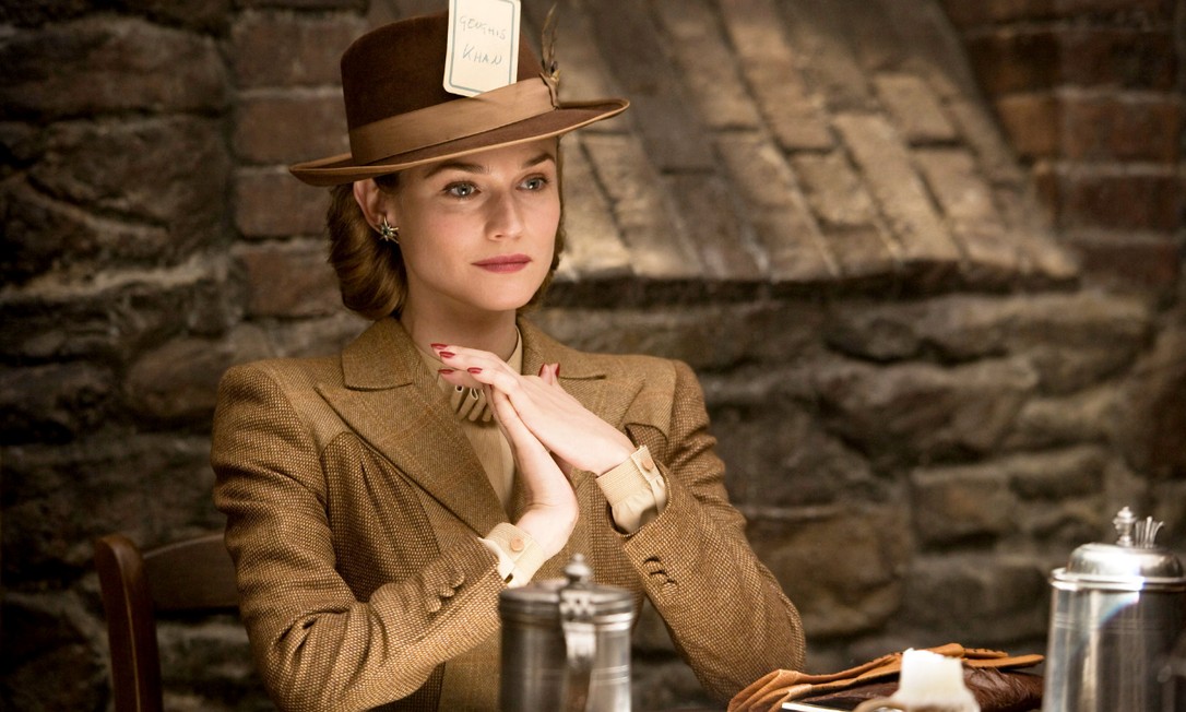 Diane Kruger fala da postura de Tarantino em cena de enforcamento de