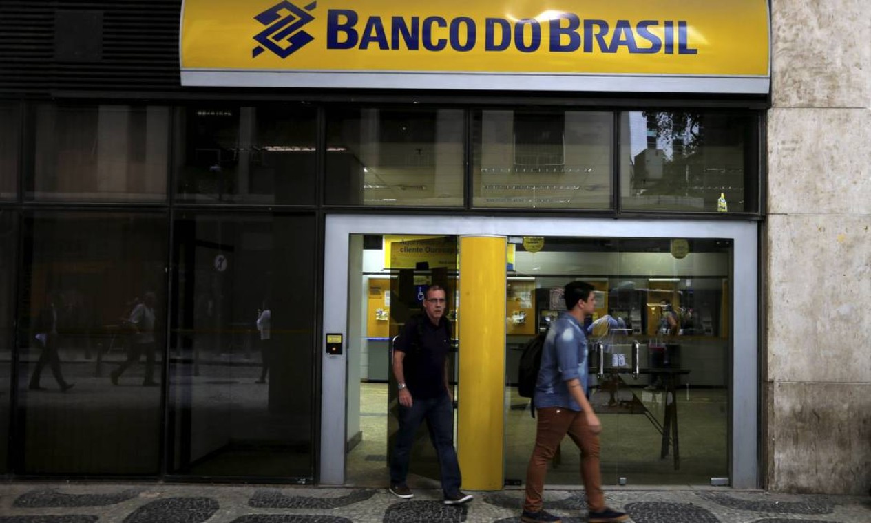 Justiça manda Banco do Brasil contratar cargos de nível superior apenas com  concurso público, Distrito Federal